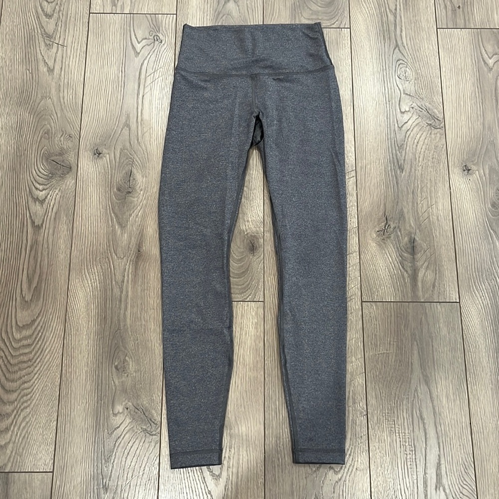 Lululemon size 8